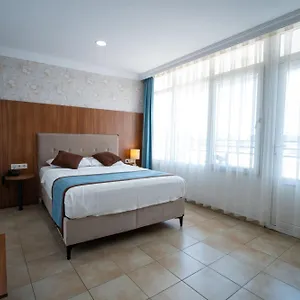 3* Bed & Breakfast Dinc